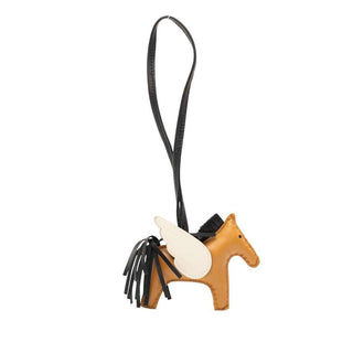 Hermès Rodeo Charm PM Nata detail view