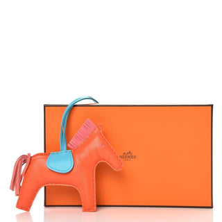 Hermès Rodeo Charm MM Orange back view