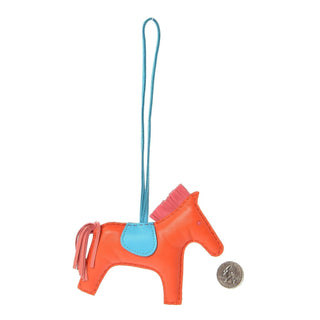 Hermès Rodeo Charm MM Orange side view