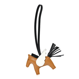 Hermès Rodeo Charm MM Sesame front view