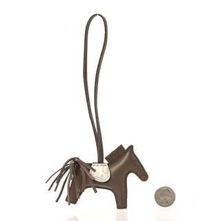Hermès Rodeo Pegase Charm PM Etoupe back view