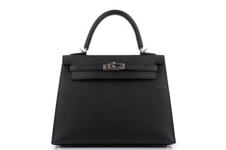 Hermès Kelly 25 Noir PHW front view