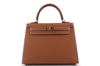 Hermès Kelly 25 Gold front view