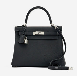 Hermès Kelly 28 Noir Togo front view