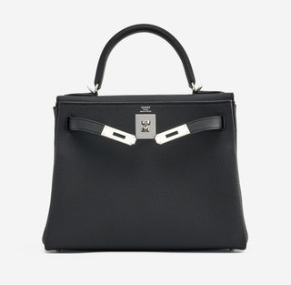Hermès Kelly 28 Noir Togo detail view