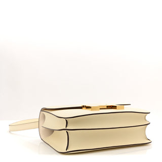 Hermès Constance 24 Nata side view