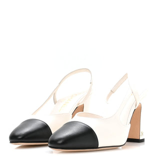 Chanel Classic Slingback White / Black detail view
