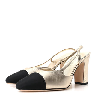 Chanel Classic Slingback Gold / Black detail view