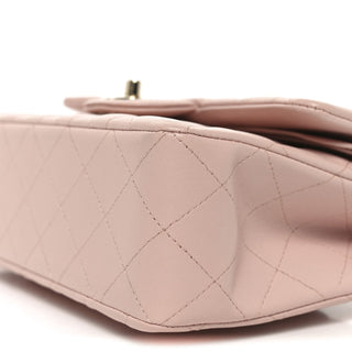 Chanel Classic Flap 25cm / Medium Pink detail view