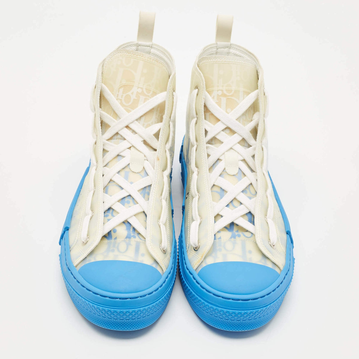 Dior B23 Sneaker High-Top Oblique front view