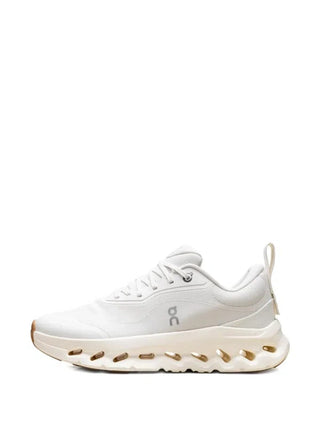Loewe x On Cloudtilt / Sneaker All White detail view