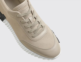 Hermès Men Bouncing Sneaker Beige esquisse other view