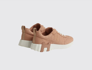 Hermès Women Bouncing Sneaker Beige perlino side view