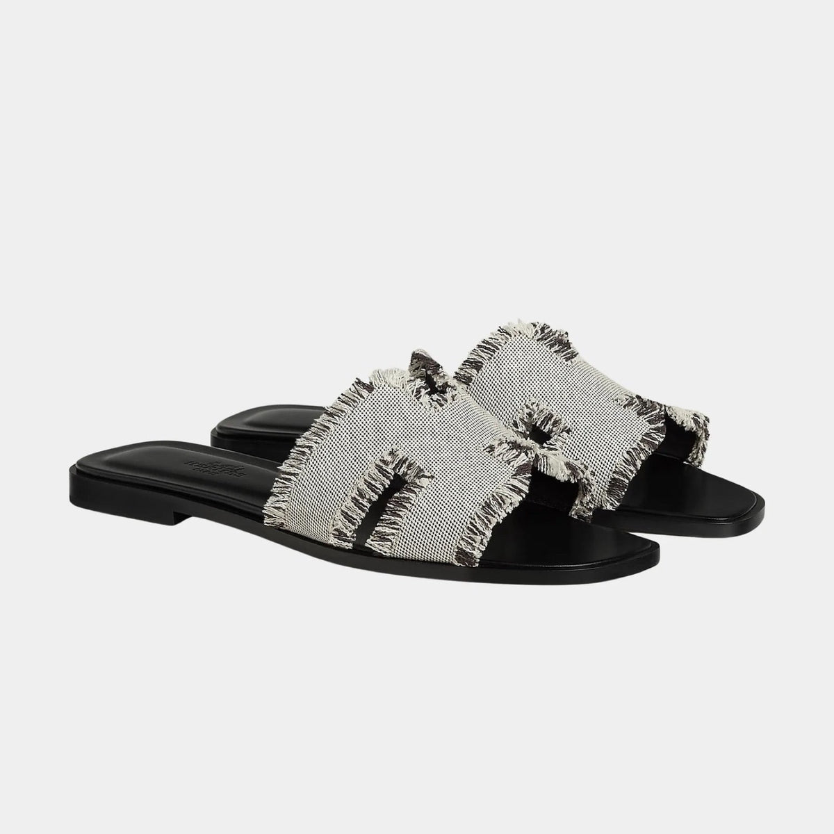 Hermès Women Oran Sandal Noir front view