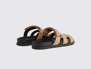 Hermès Women Chypre Sandal Beige perlino side view