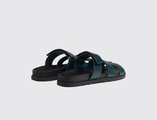 Hermès Women Chypre Sandal Vert mousse side view