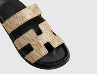 Hermès Chypre Sandal Beige Argile detail view