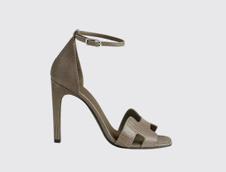 Hermès Joy 105 Sandal Étoupe side view