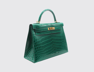 Hermès Kelly 32 Vert Émeraude side view