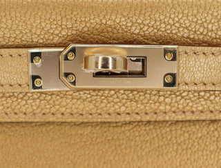 Hermès Mini Kelly II Doré detail view