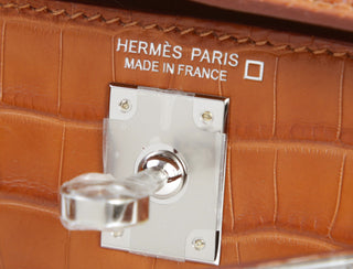 Hermès Mini Kelly II Gold detail view