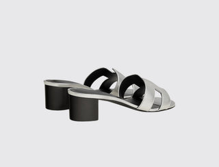 Hermès Oasis Sandal Gris Argenté back view