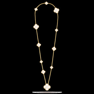 Van Cleef & Arpels Magic Alhambra side view