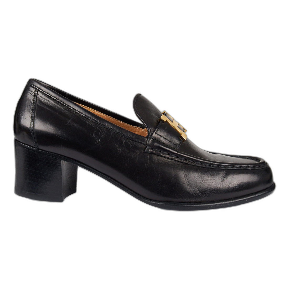 Structured Hermès leather pump in black