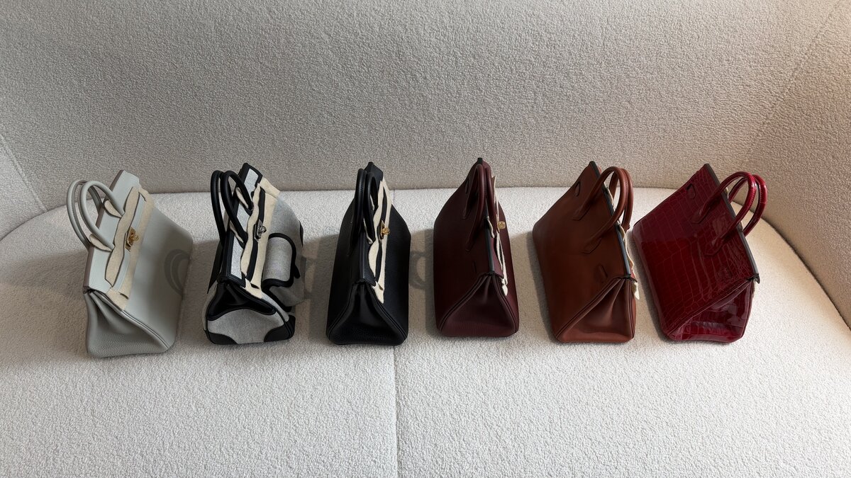 Hermès bags interior view for stamp location